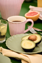 Załaduj obraz do przeglądarki galerii, Talerzyk deserowy Mynte zielony Wasabi 19,5 cm Ib Laursen