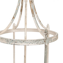 Załaduj obraz do przeglądarki galerii, Lampa wisząca prowansalska żeliwna na łańcuchu kremowa Clayre Eef
