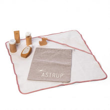 Załaduj obraz do przeglądarki galerii, Zestaw do pielegnacji lalek, 7 częsciowy drewniany Mamameo