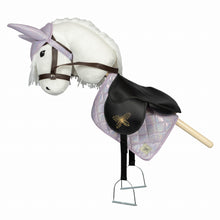 Załaduj obraz do przeglądarki galerii, Podkładka pod siodło i bonetka, fioletowa hobby horse by astrup
