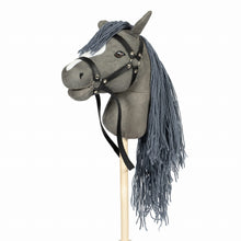 Załaduj obraz do przeglądarki galerii, Hobby Horse - Koń na kiju, szary z otwartą buzią- by Astrup N2024
