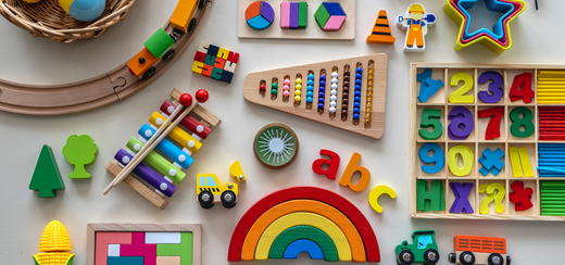 Edukacyjne zabawki dla dzieci – nauka poprzez zabawę