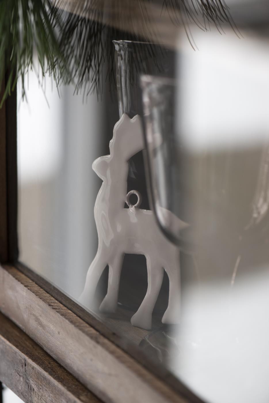 Renifer do zawieszenia na sznurku jutowym Ib Laursen