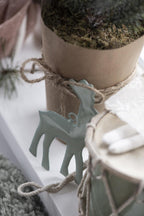 Renifer do zawieszenia na sznurku jutowym  Ib Laursen