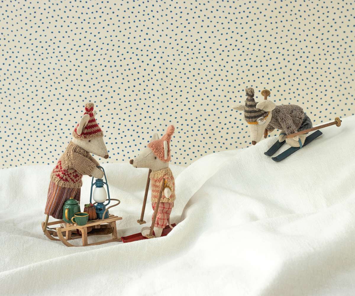 Sanki dla myszek drewniane Maileg