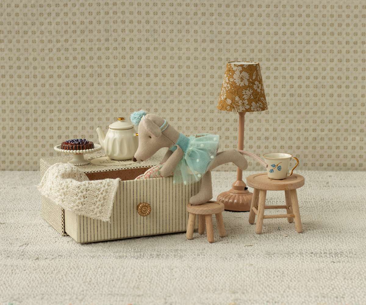 Myszka - Dance mouse in daybed, Little sister SS25 Maileg