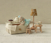 Załaduj obraz do przeglądarki galerii, Myszka - Dance mouse in daybed, Little sister SS25 Maileg
