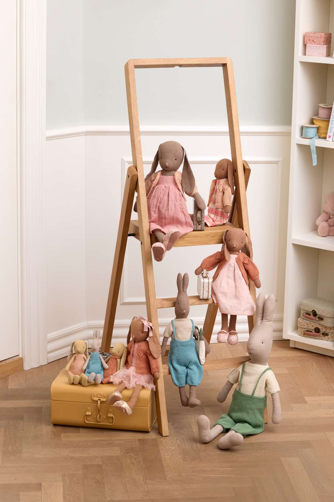 Królik, Size 5 - Classic - Dzianinowa koszulka i ogrodniczki