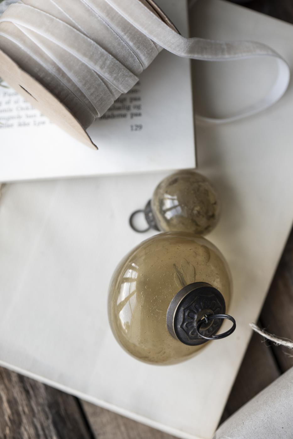 Wstążka aksamitna na szpuli 10 m kremowa Ib Laursen