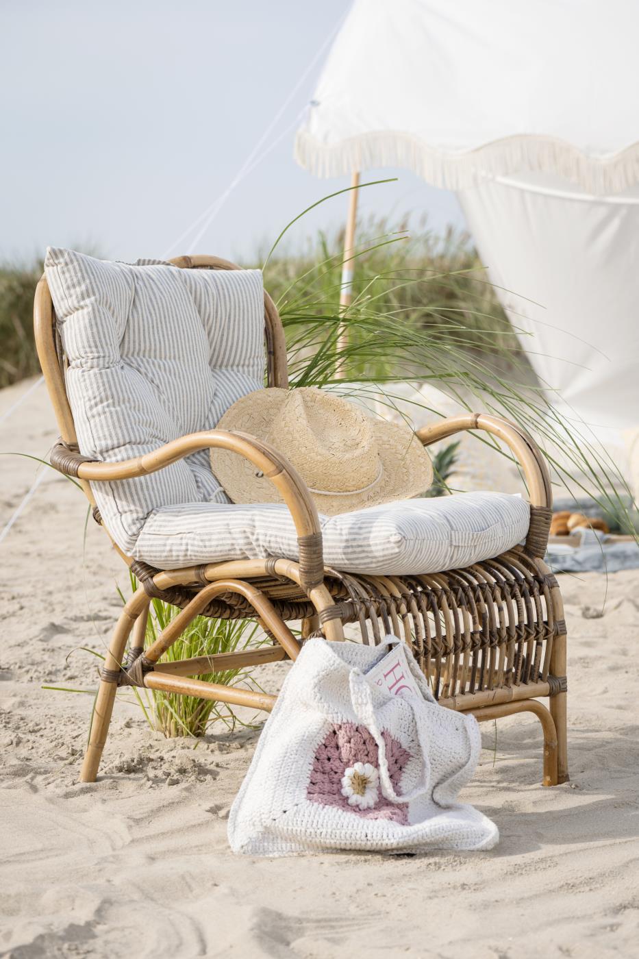 Fotel rattanowy naturalny Jannie Ib Laursen