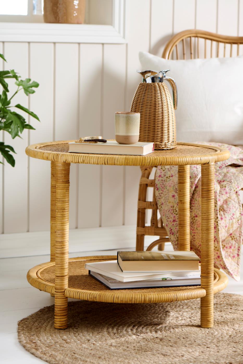 Stół , stolik boczny/kawowy z plecionym blatem i 4 nogami z rattanu Ib Lursen