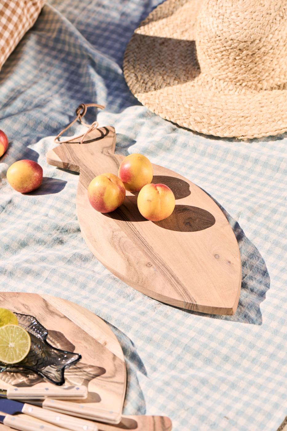 Deska do krojenia ze skórzanym sznurkiem podłużna ryba drewno akacjowe Ib Laursen