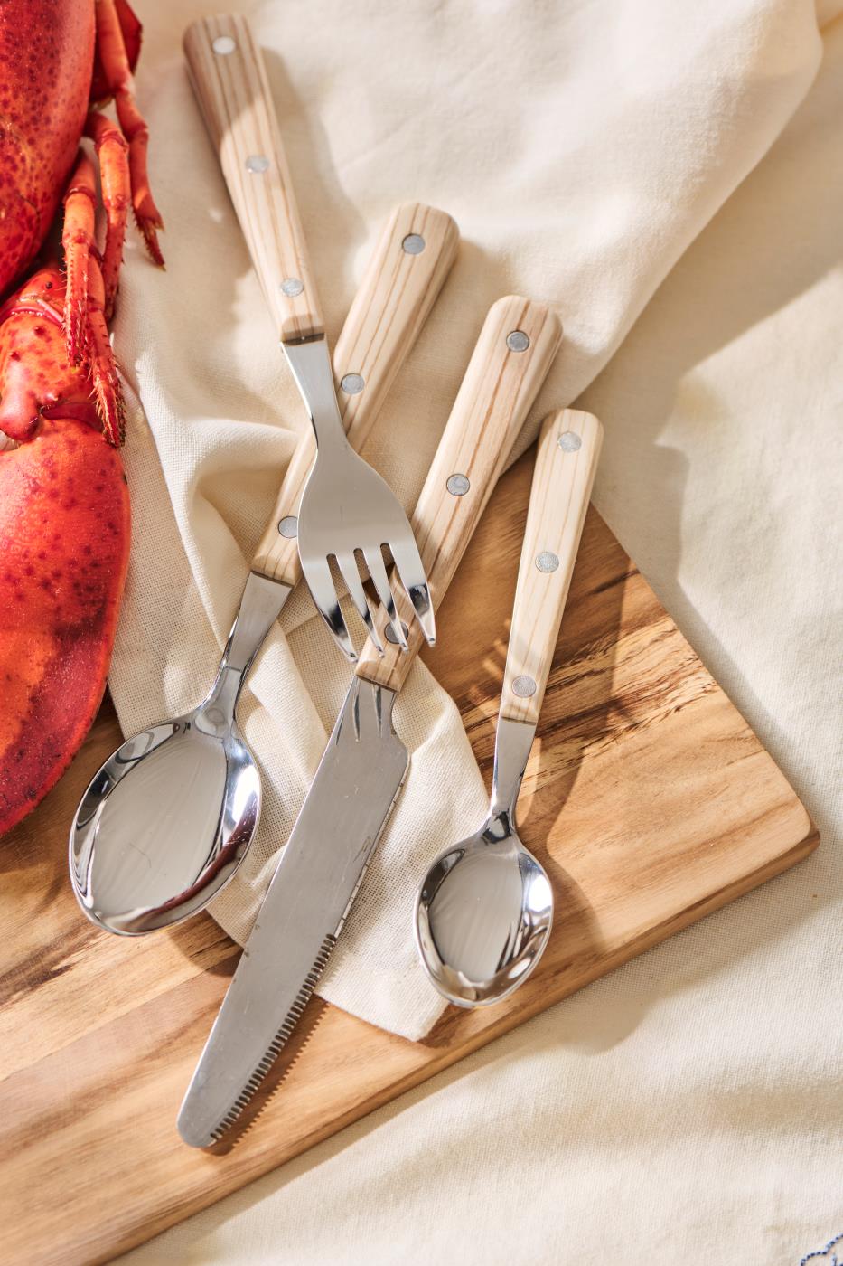 Zestaw sztućców Valdemar 16 elementów 4 noże, widelce, łyżki, łyżeczki stal nierdzewna Ib Laursen