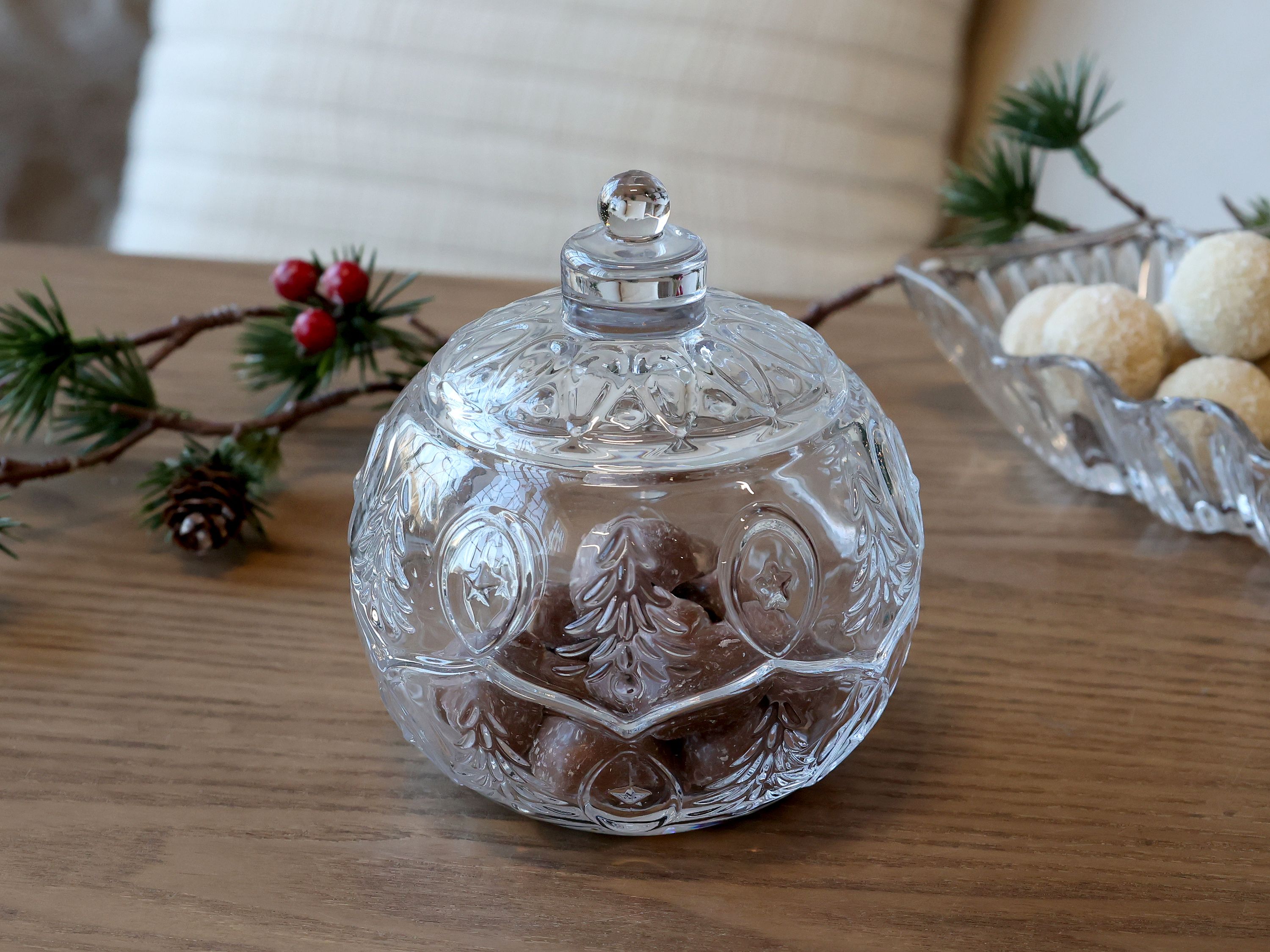 Szklana bomboniera w kształcie bombki świątecznej retro otwierana Chic Antique