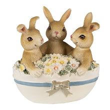 Załaduj obraz do przeglądarki galerii, Figurka króliczki w jajku wielkanocnym 12 cm Clayre Eeef
