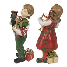 Załaduj obraz do przeglądarki galerii, Figurka świąteczna chłopiec i dziewczynka - dzieci z prezentami Clayre Eef
