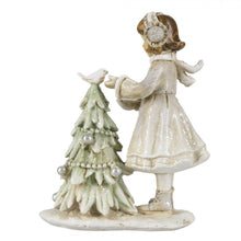 Załaduj obraz do przeglądarki galerii, Figurka świąteczna dziewczynka z choinką retro 12 cm Clayre Eef
