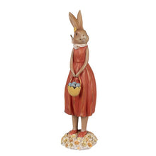 Załaduj obraz do przeglądarki galerii, Figurka króliczka wielkanocna z koszykiem 33 cm retro Clayre Eef
