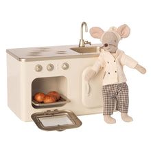 Załaduj obraz do przeglądarki galerii, Maileg kuchnia dla myszek 11 cm – Miniature kitchen

