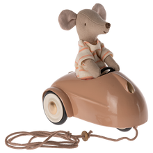 Załaduj obraz do przeglądarki galerii, Maileg Auto dla myszek - Mouse Car Dark powder
