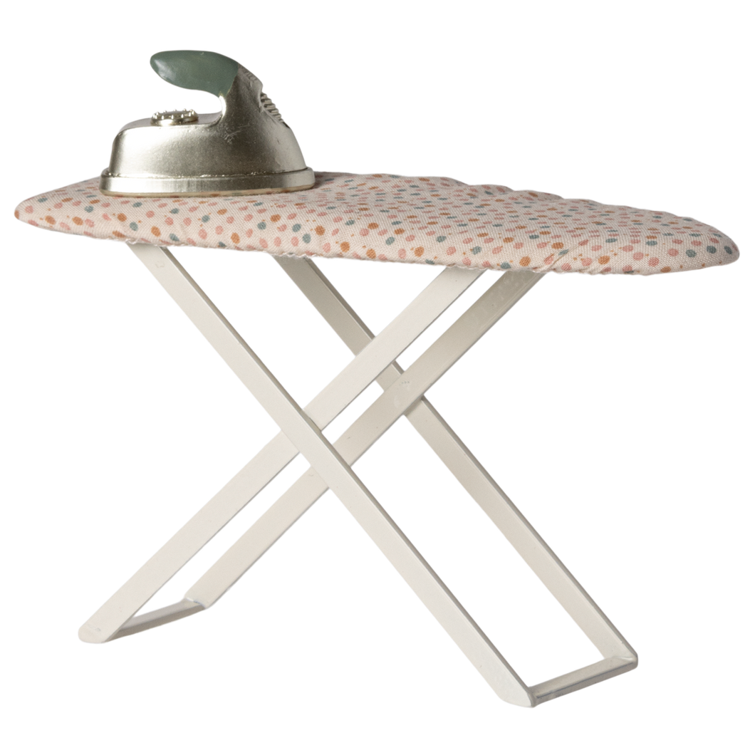 Deska do prasowania z żelazkiem 8cm - Iron and Ironing board Maileg