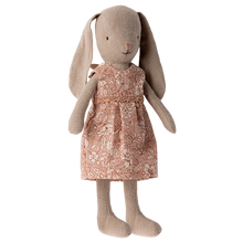 Załaduj obraz do przeglądarki galerii, MAILEG Króliczek 21cm - Bunny flower dress size 1
