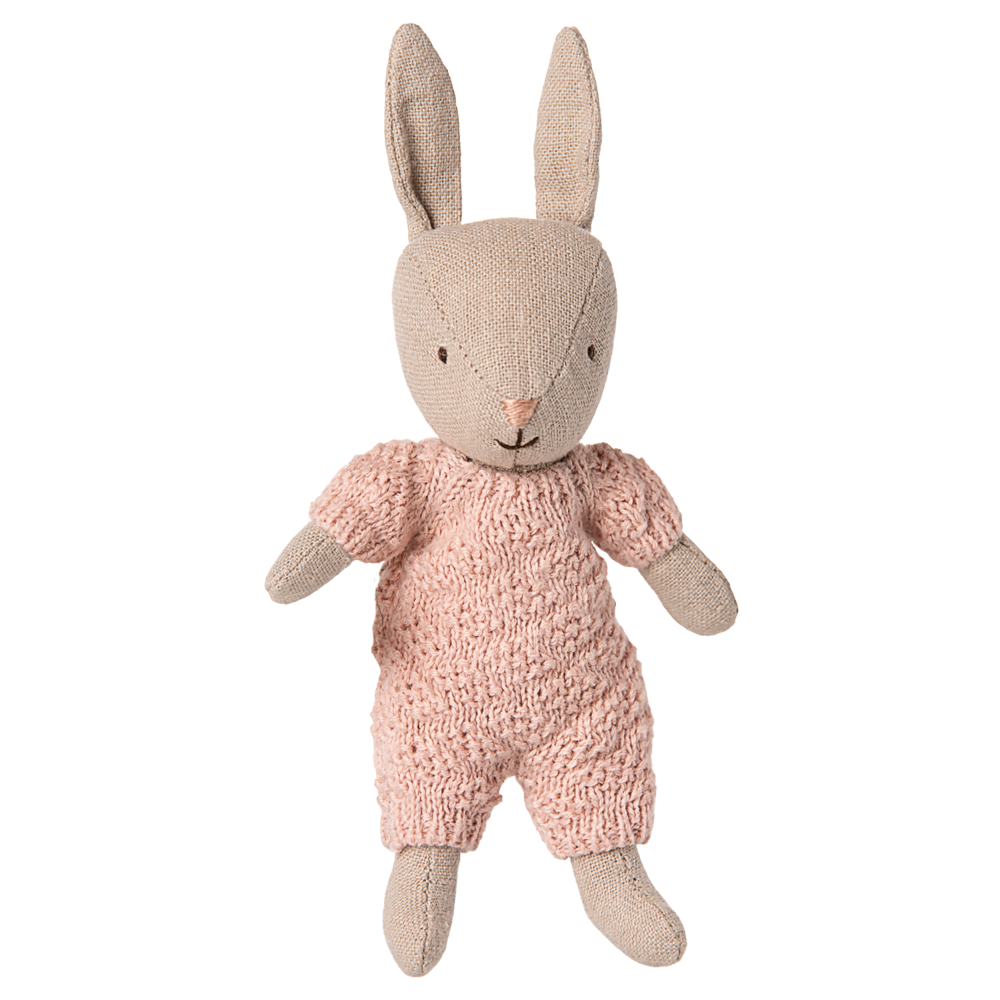 MAILEG Króliczek w różowym kombinezonie 13,5cm - RABBIT MICRO SAND