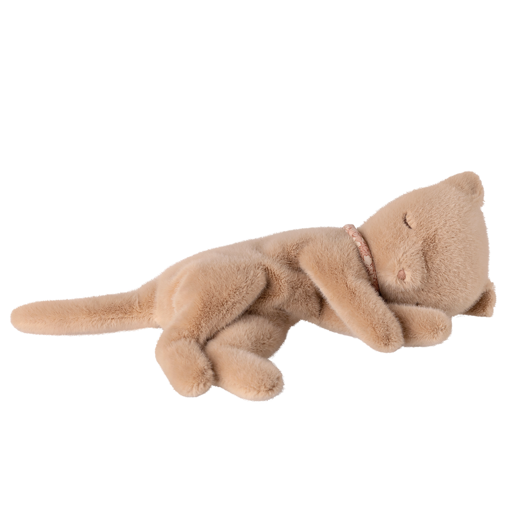 MAILEG Maskotka pluszowy śpiący kotek - KITTEN SMALL CREAM PEACH