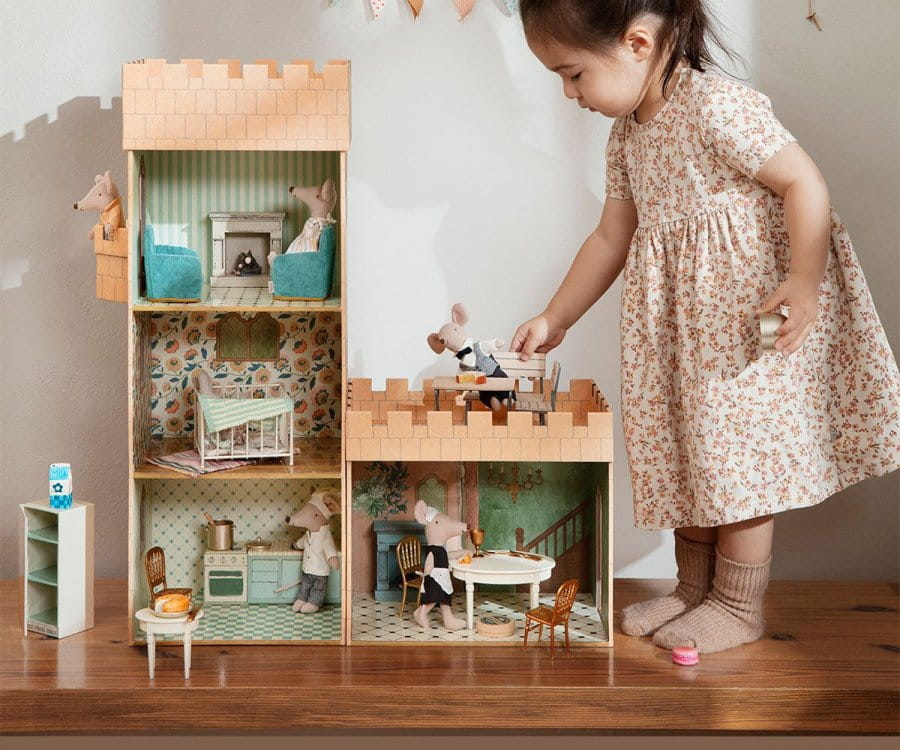 Metalowe krzesło dla myszek 8,5cm - gold Maileg