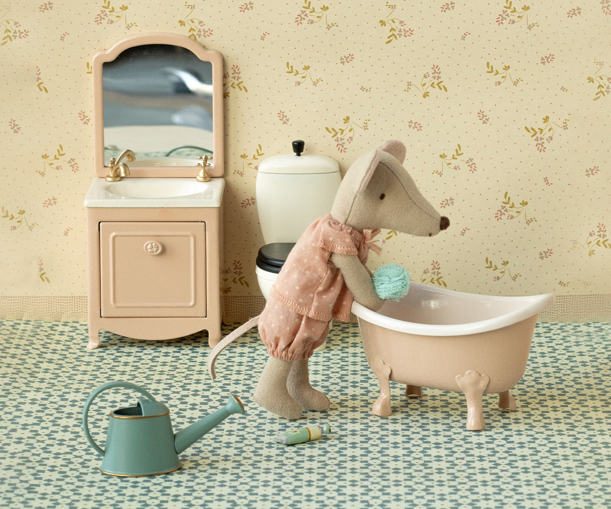 MAILEG Myszka starsza siostra w pudełku 13cm -BIG SISTER MOUSE in BOX