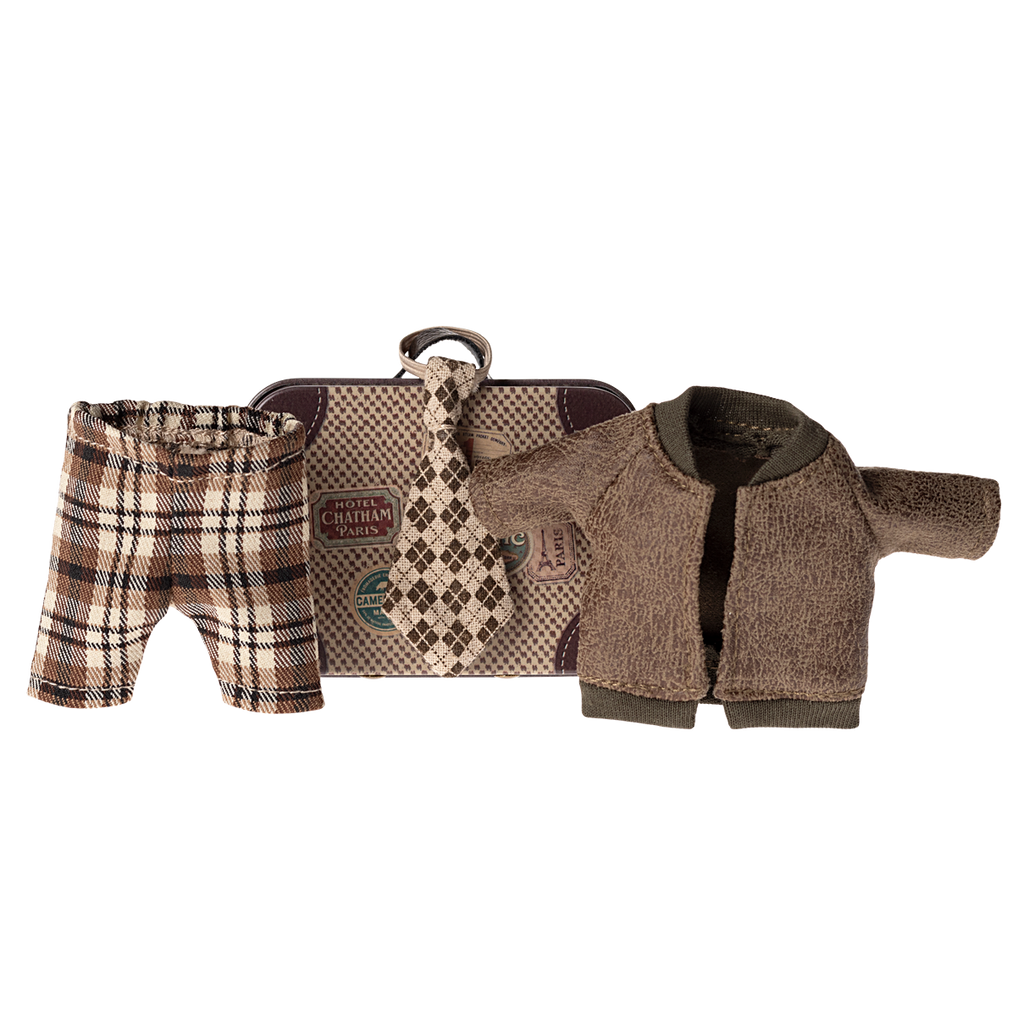 Maileg Ubranko dla myszki dziadka - Jacket, pants & tie in suitcase