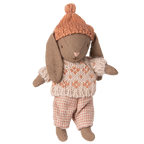MAILEG Zimowy króliczek w różowej czapce 12cm - WINTER RABBIT BUNNY BROWN