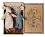 MAILEG Myszki babcia i dziadek 17cm - GRANDMA & GRANDPA in CIGAR BOX