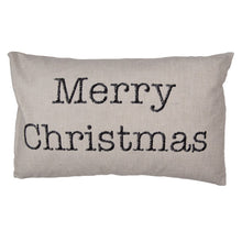 Załaduj obraz do przeglądarki galerii, Poszewka na poduszkę Merry Christmas 30 x 50 cm beżowa krata Clayre Eef
