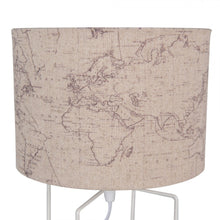 Załaduj obraz do przeglądarki galerii, Lampa stołowa z abażurem beżowym mapa Clayre Eef
