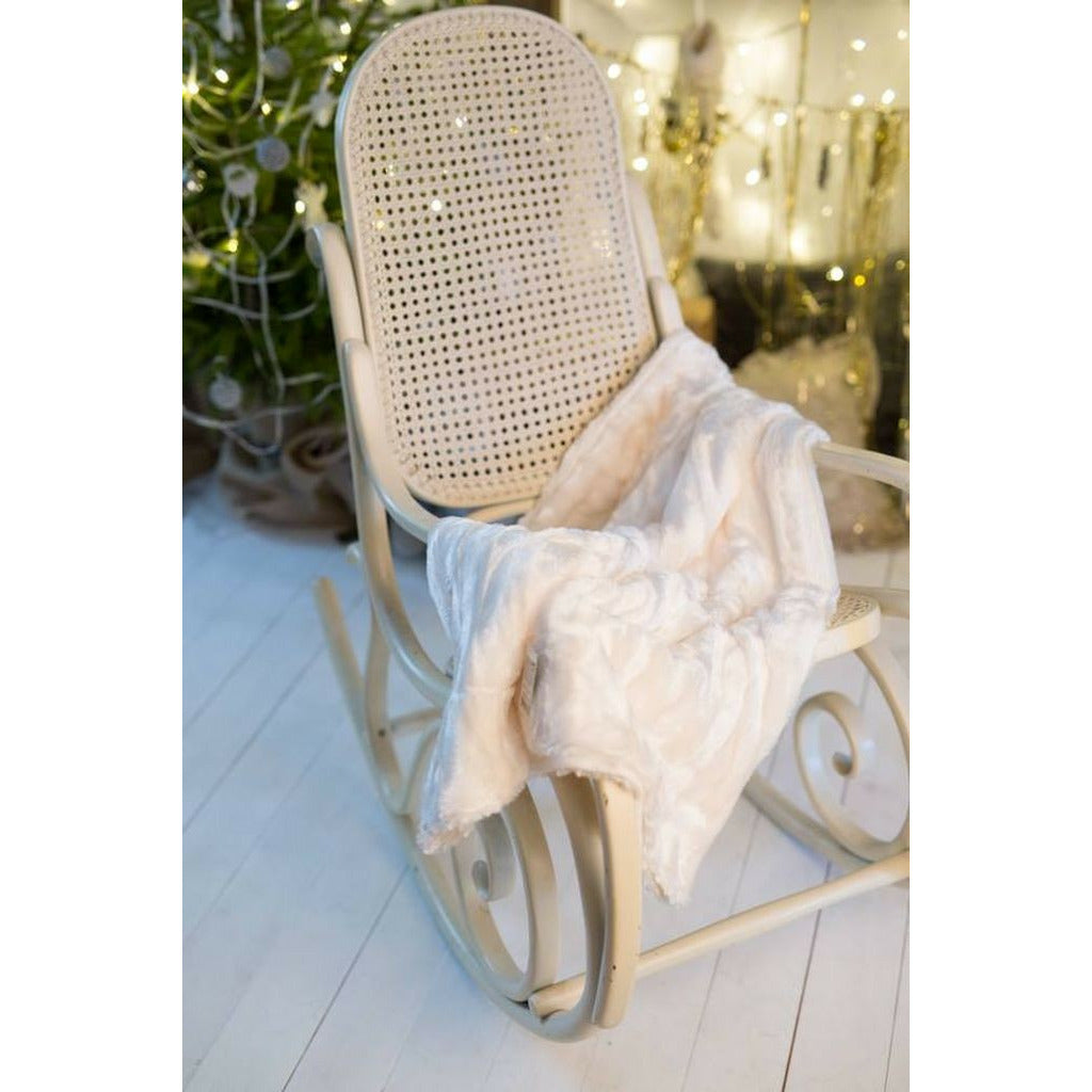 Koc Futrzany Biały dekoracyjny