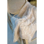 Koc Futrzany Biały dekoracyjny