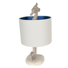 Załaduj obraz do przeglądarki galerii, Lampa stołowa konik morski Clayre Eef
