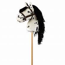 Załaduj obraz do przeglądarki galerii, Koń na kiju Hobby Horse Łaciaty byAstrup
